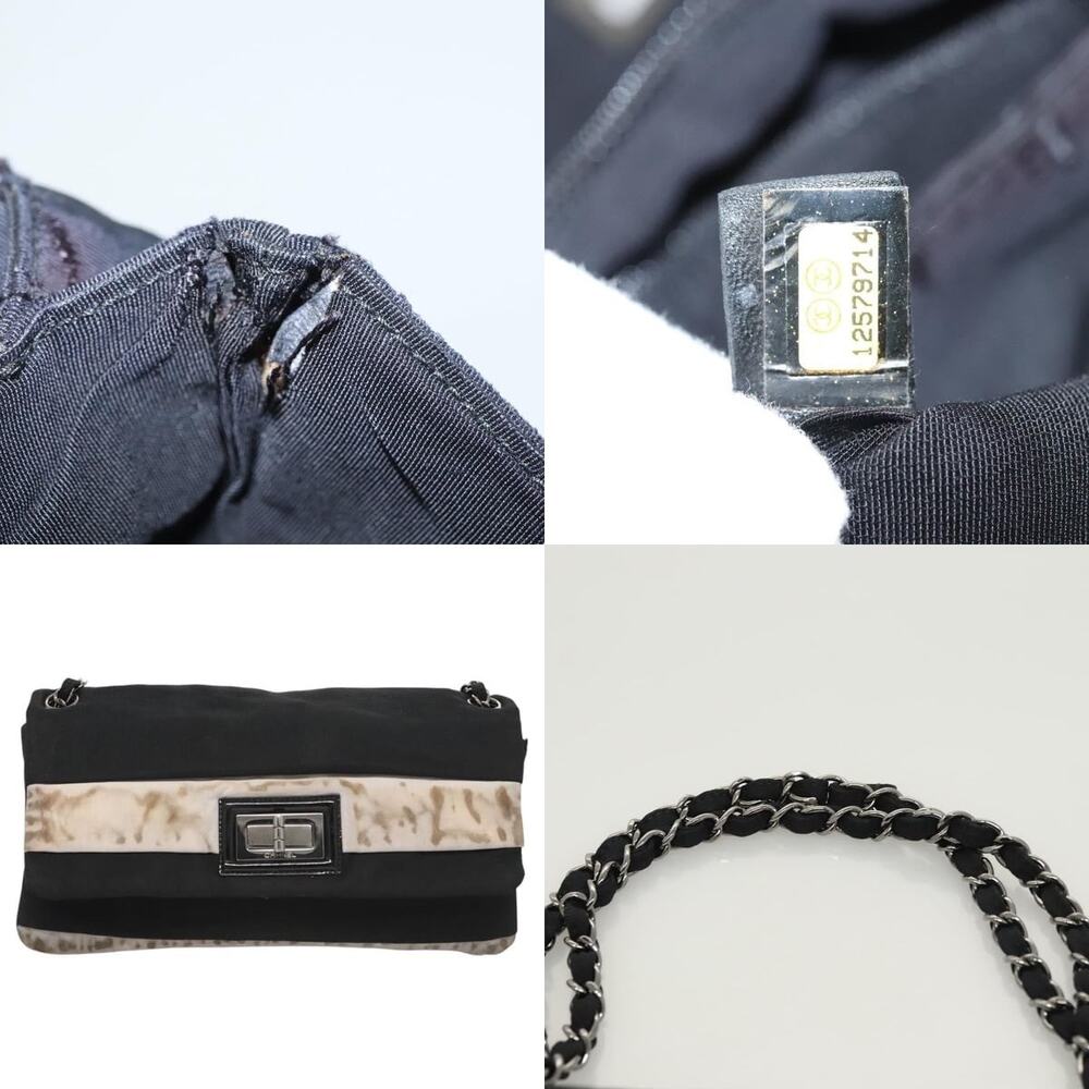 Chanel Chain Shoulder Bag - Picture 5 of 8